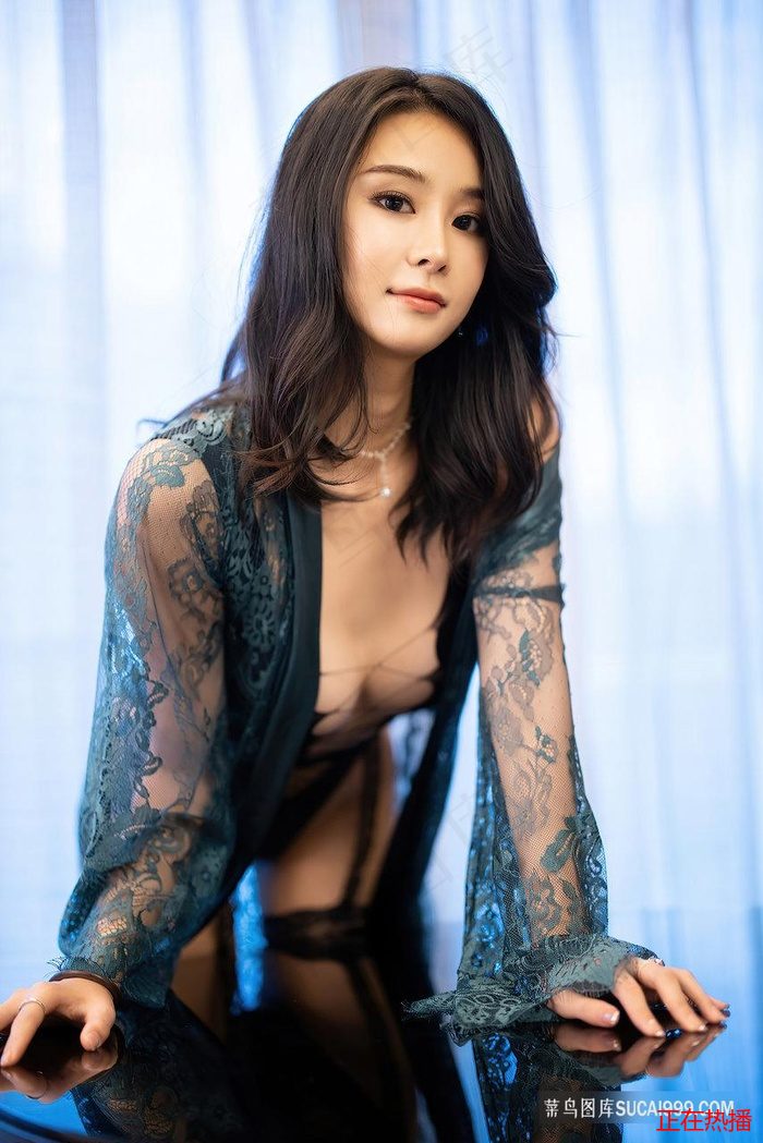 少女哔哩哔哩高清在线观看 · 金瓶海之婬乱天在线观看 · 年轻的领居3在线观看 精彩合辑
